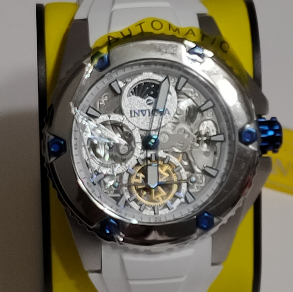 Invicta NWT 51mm Akula Automatic Blue and White Watch Sold Out.